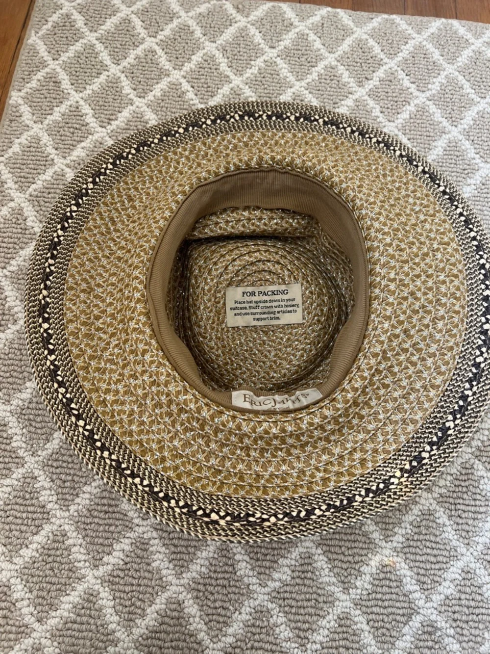 Eric Javits Summer Hat Natural with Silver Lurex - Picture 4 of 6